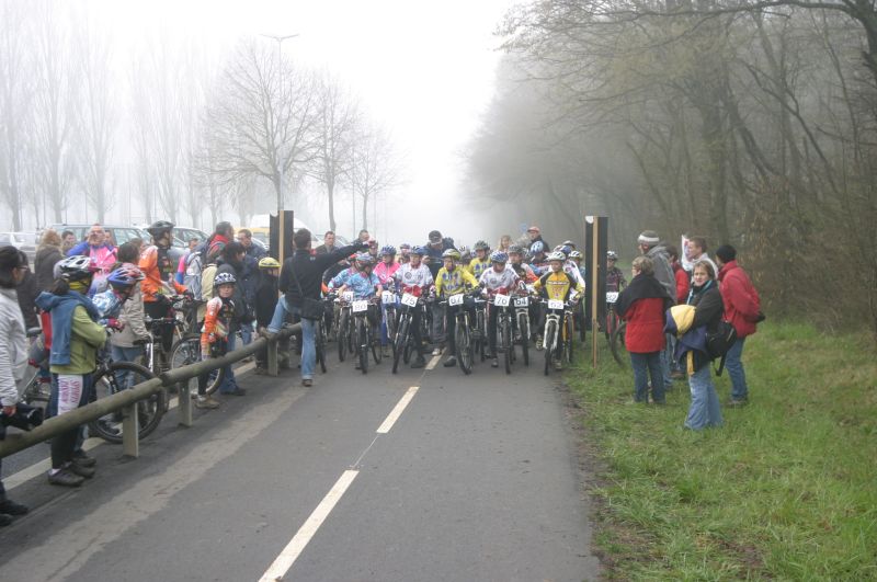 gal/VTT 2007/VTT_VIllers_1_avril_2007/VTT a Villers 041.jpg